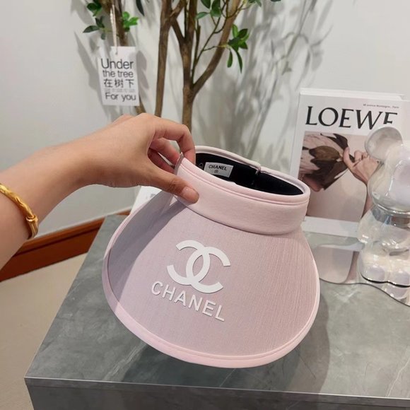 AUTHENTIC CHANEL Hats main image 6